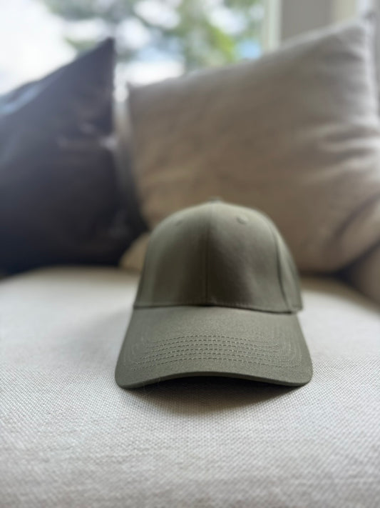 The Après Social Club - The Layover Hat (🌲 Forest Halt )