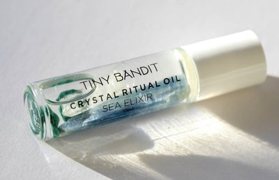 tiny bandit | ritual oil - sea elixir - KISS AND MAKEUP