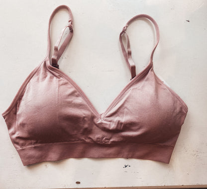 the mews | basic bra - m/l - KISS AND MAKEUP